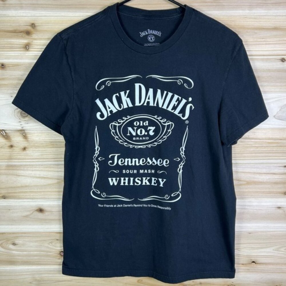 Jack Daniel's T-Shirt Mens Small Black Tennessee Whiskey Logo Short Sleeve Shirt